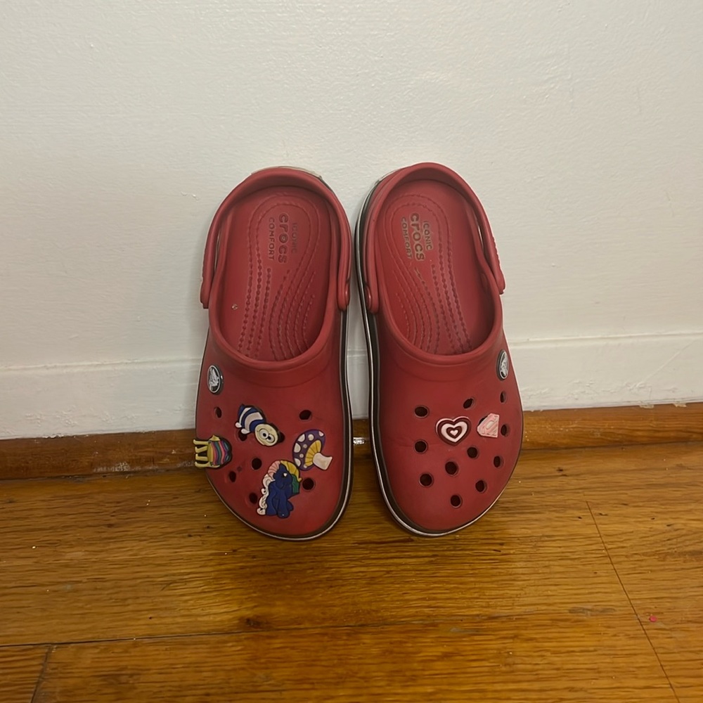 Crocs kids size 10.